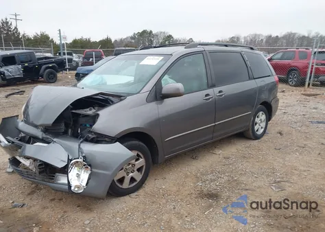 2004 Toyota Sienna Xle from USA, damaged, VIN 5TDZA22C74S018571